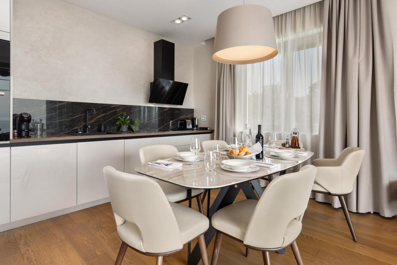 Luxury Apartment Iris Adriatica ***** Opatija Exterior photo