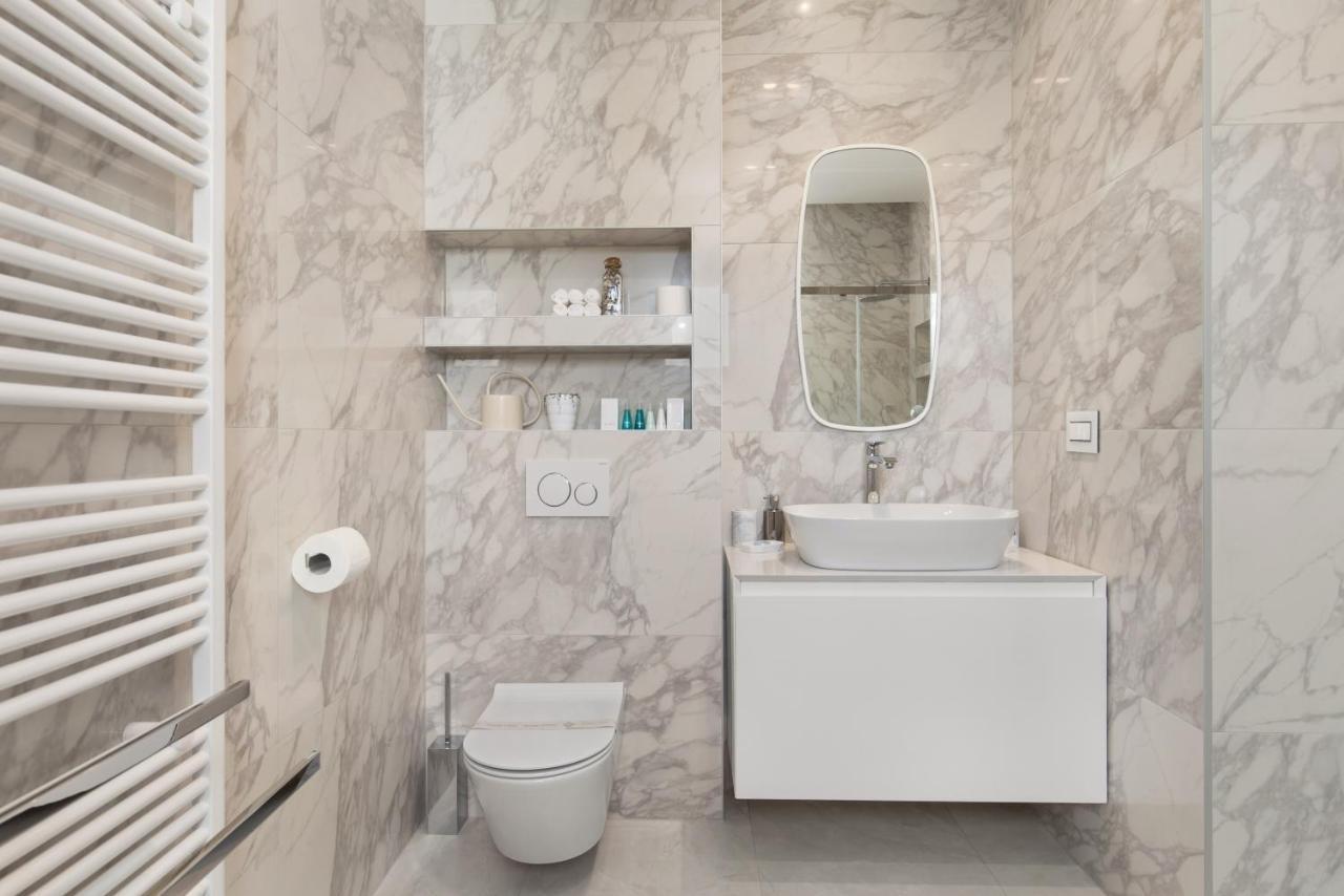 Luxury Apartment Iris Adriatica ***** Opatija Exterior photo